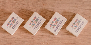 Do-que-e-feito-borracha-foto-com-quatro-borrachas